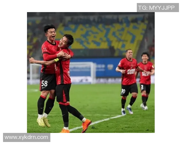 球迷热议不断伤病名单引发巨大争议引球迷炸锅舆论持续升温